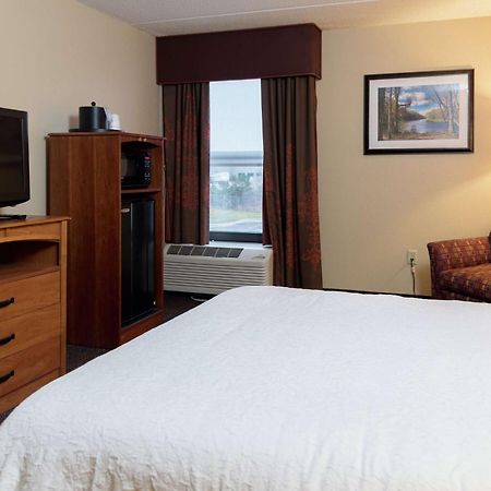 Hampton Inn Muskegon Muskegon Heights Exterior photo