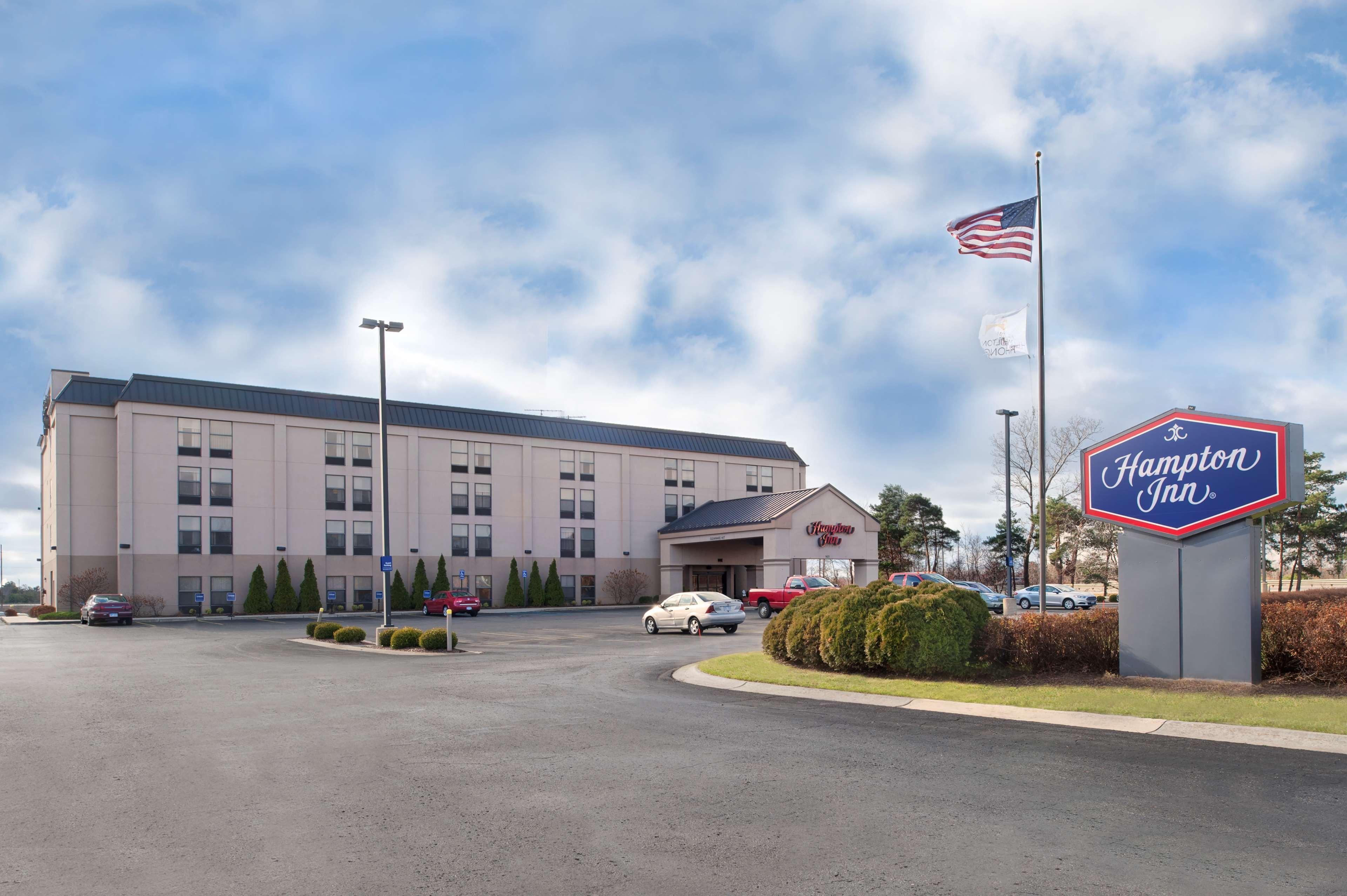 Hampton Inn Muskegon Muskegon Heights Exterior photo