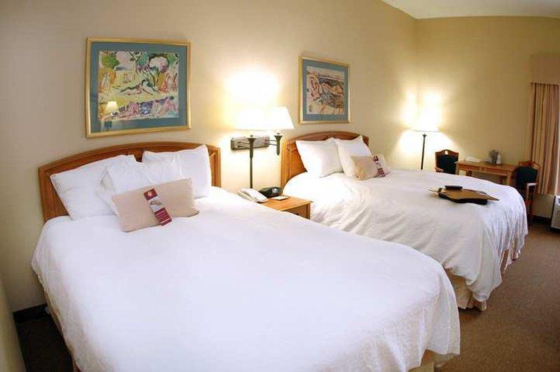 Hampton Inn Muskegon Muskegon Heights Exterior photo